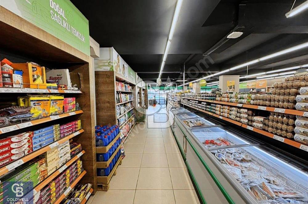 CB ENVOY| Gölcük Şehitler | Kurumsal Kiracılı 360m2 Köşe İş Yeri