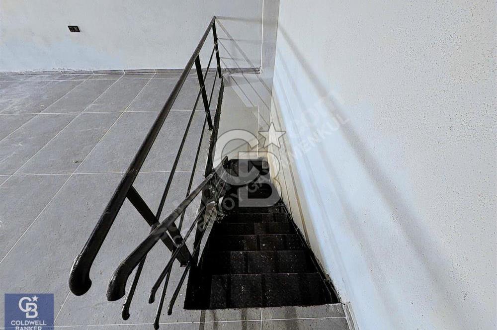 CB ENVOY|Gölcük Sanayi Yanı Lonca Çarşı Projesinde 140m2 İş Yeri