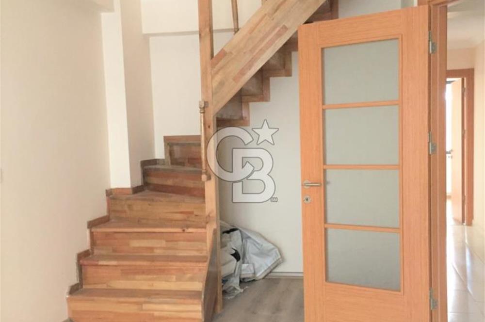 Maltepe, Zümrütevler 4+2 Dubleks 