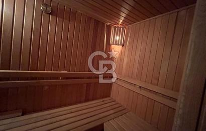 GÖLBAŞI KARŞIYAKA'DA GÖL MANZARALI TRİPLEKS SATILIK VİLLA