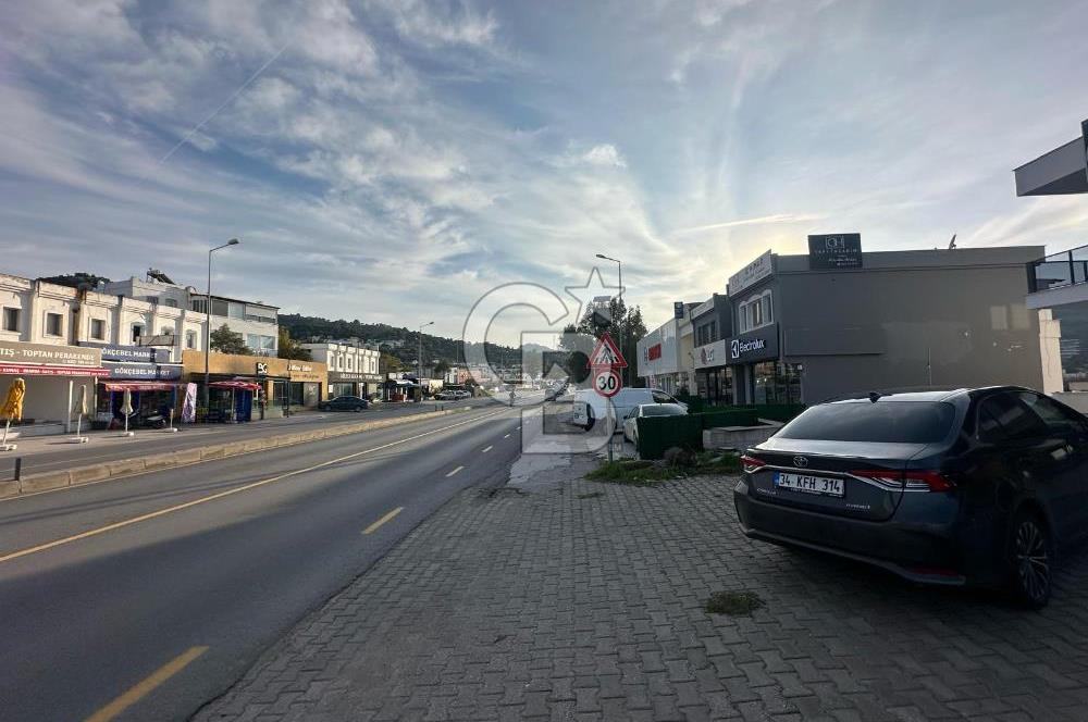 Bodrum Yalıkavak-Gündoğan Yolunda Yüksek Tabela Değerli Kiralık Dükkan