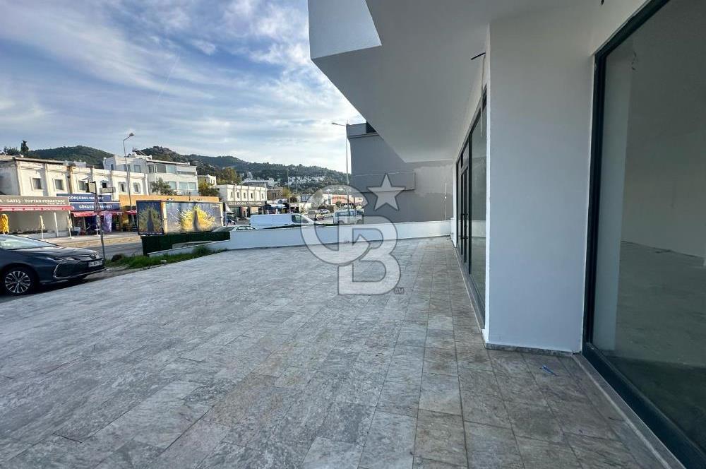Bodrum Yalıkavak-Gündoğan Yolunda Yüksek Tabela Değerli Kiralık Dükkan