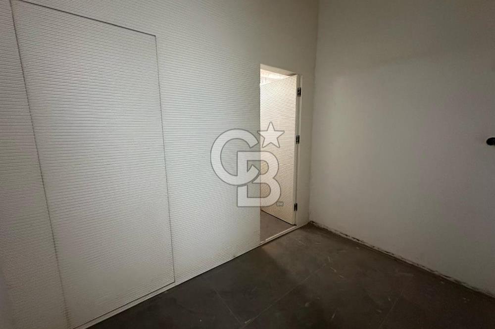 Bodrum Yalıkavak-Gündoğan Yolunda Yüksek Tabela Değerli Kiralık Dükkan