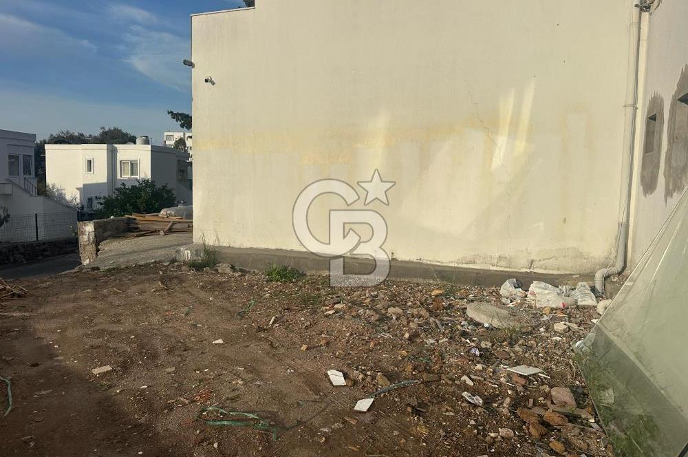 Bodrum Yalıkavak-Gündoğan Yolunda Yüksek Tabela Değerli Kiralık Dükkan