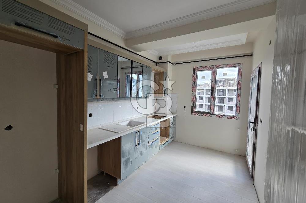 24000TL KİRA GETİRİLİ HAVUZLU SİTEDE KAPALI MUTFAK SIFIR 2+1