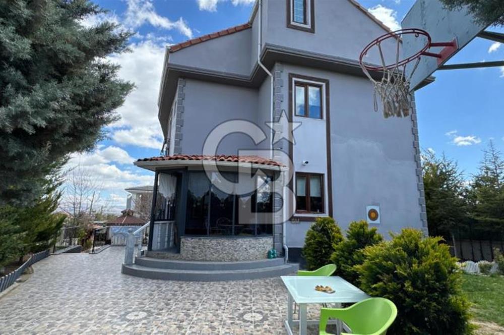 Cb Vizyon Tuğba ERKAL'dan Merkezi Konum Avantajlı Fiyata Villa