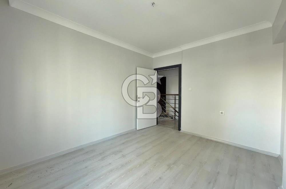 YIL SONU FIRSATI! TEK BLOKLU SİTEDE CD DİBİ MANZARALI 4+1 DUBLEX