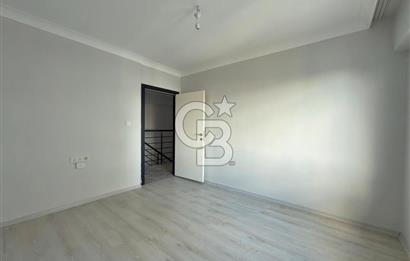 YIL SONU FIRSATI! TEK BLOKLU SİTEDE CD DİBİ MANZARALI 4+1 DUBLEX