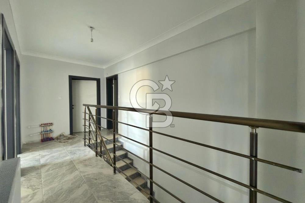 YIL SONU FIRSATI! TEK BLOKLU SİTEDE CD DİBİ MANZARALI 4+1 DUBLEX