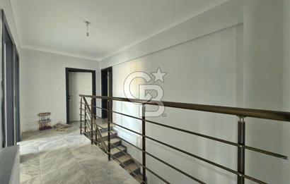 YIL SONU FIRSATI! TEK BLOKLU SİTEDE CD DİBİ MANZARALI 4+1 DUBLEX