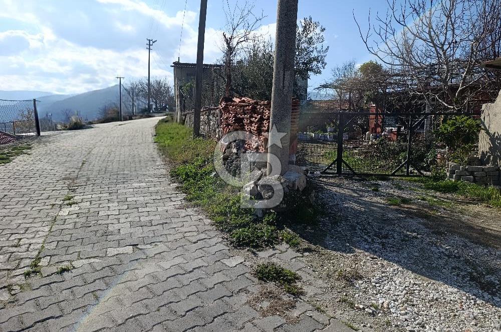 Muğla Yatağan Bozarmut'ta Satılık Bahçeli Müstakil Ev