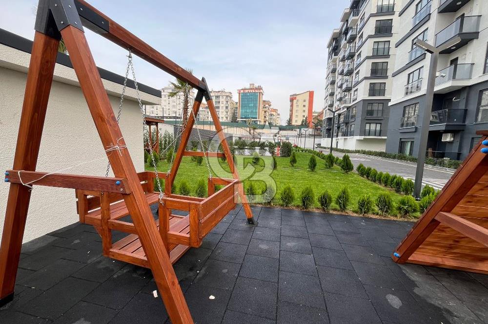 Pendik Hastane ve Metro karşısında site içi 2+1 kiralık daire 