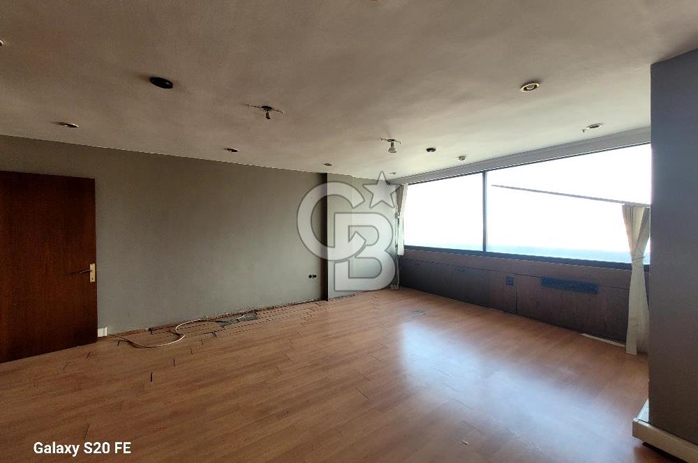 alsancak gazi bulvarı üzerinde prestijli satılık işyeri