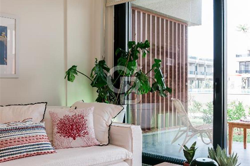 Mersin Taşucu Merkez'de Denize Yakın Satılık Müstakil Villa 