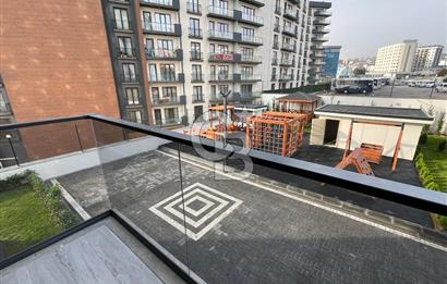 Pendik Hastane ve Metro karşısında site içi 2+1 kiralık daire 