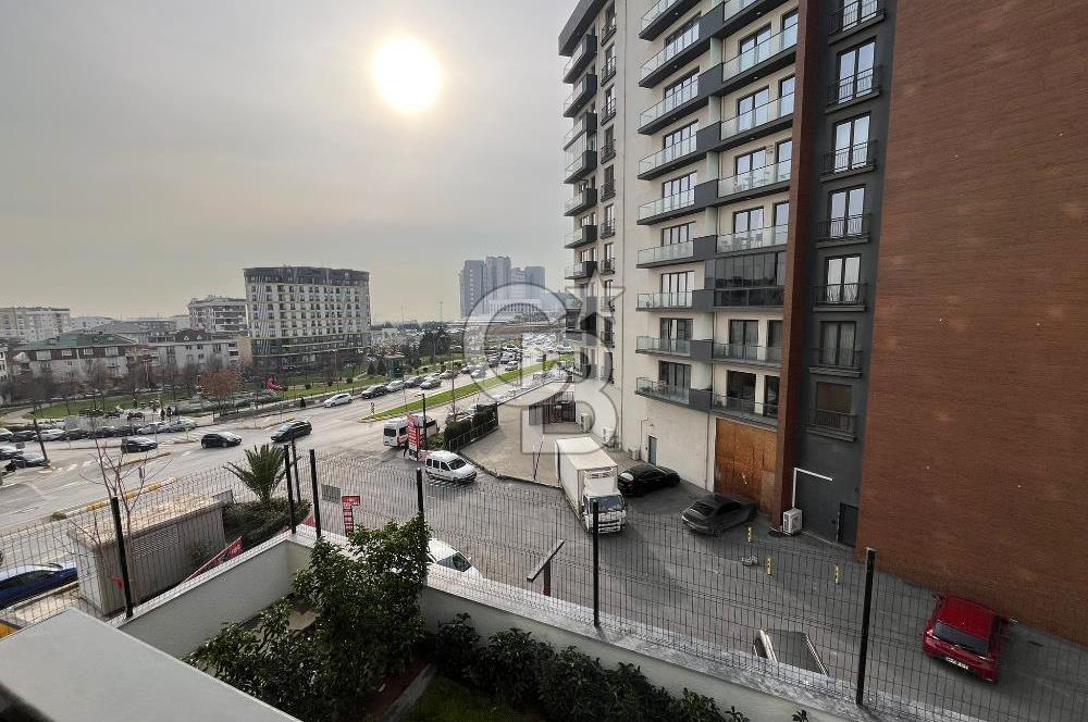 Pendik Hastane ve Metro karşısında site içi 2+1 kiralık daire 