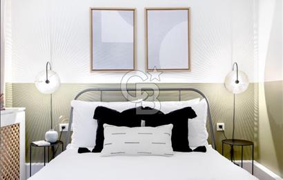 Şişhane'de Cadde üzerinde Kesintisiz Haliç Manzaralı Satılık