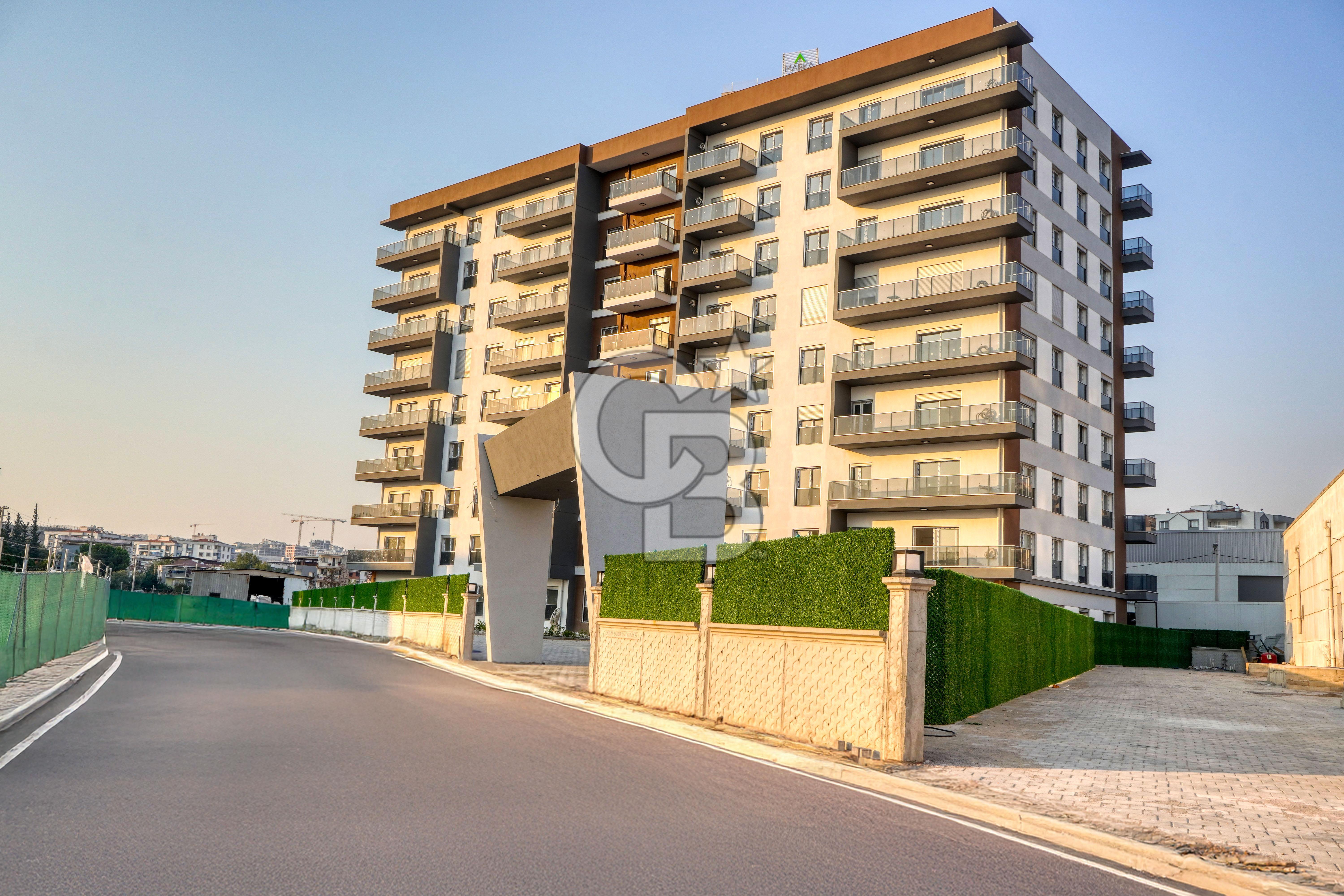 Katip Çelebi Ünv.Karşısı Site içi Kiralık Geniş 1+1 Daire