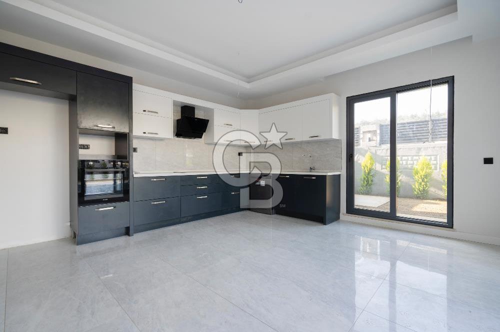 GÜMÜŞTEPE'DE SİTE İÇİ HAVUZLU KAPALI OTOPARKLI SATILIK 6+1 VİLLA