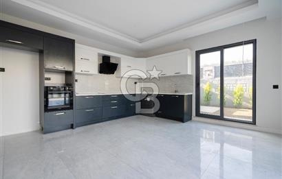 GÜMÜŞTEPE'DE SİTE İÇİ HAVUZLU KAPALI OTOPARKLI SATILIK 6+1 VİLLA