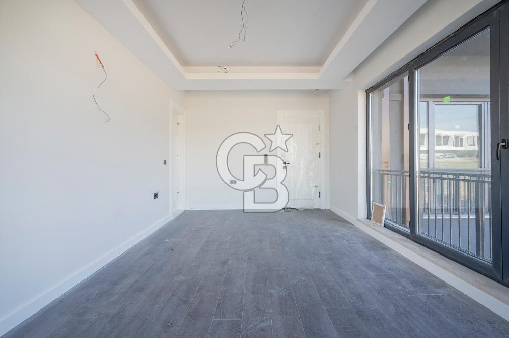 GÜMÜŞTEPE'DE SİTE İÇİ HAVUZLU KAPALI OTOPARKLI SATILIK 6+1 VİLLA