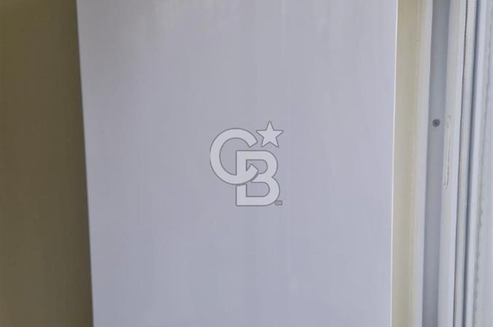 Göztepe’de Sahile Çok Yakın Asansörlü Ara Kat 3+1