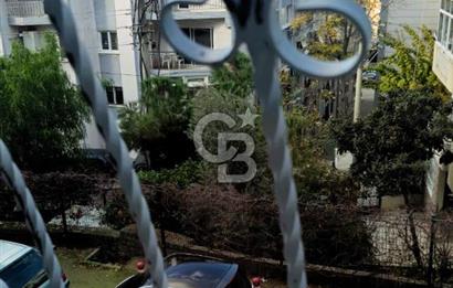 Göztepe’de Sahile Çok Yakın Asansörlü Ara Kat 3+1