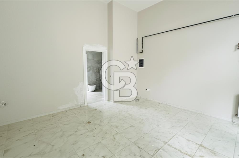 ERENKÖY , BAĞDAT CD.NE 1.BİNA CAMİ SK.TA 75m2 ÖN KULLANIMLI DÜKKAN & MAĞAZA