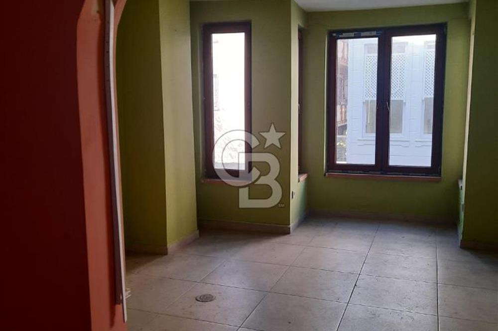 SARIYER MERKEZDE, SAHİLE 400M, 2. DERECE TARİHİ SATILIK KÖŞK