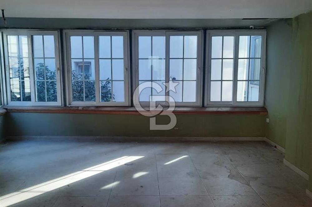 SARIYER MERKEZDE, SAHİLE 400M, 2. DERECE TARİHİ SATILIK KÖŞK