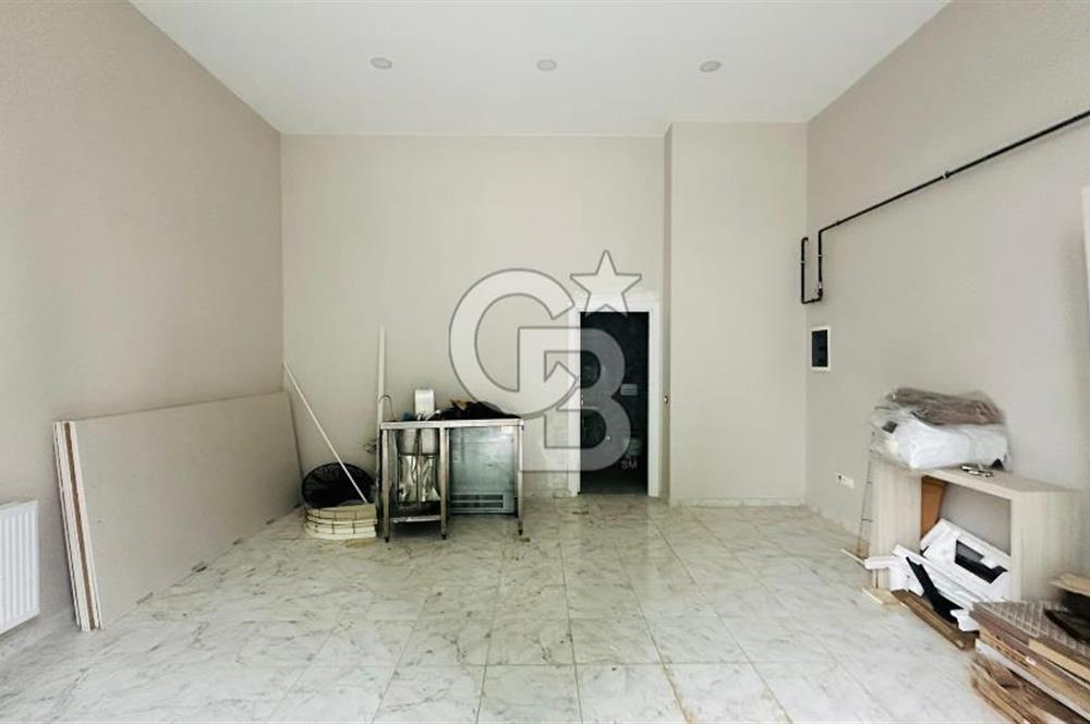 ERENKÖY , BAĞDAT CD.NE 1.BİNA CAMİ SK.TA 75m2 ÖN KULLANIMLI DÜKKAN & MAĞAZA
