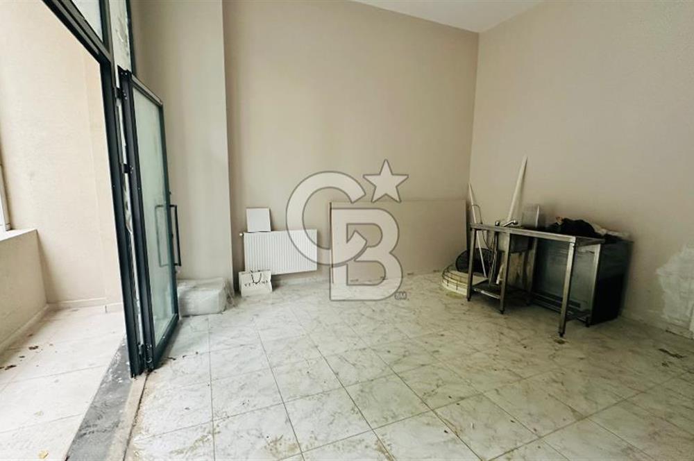 ERENKÖY , BAĞDAT CD.NE 1.BİNA CAMİ SK.TA 75m2 ÖN KULLANIMLI DÜKKAN & MAĞAZA