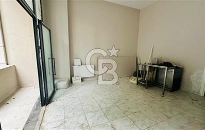 ERENKÖY , BAĞDAT CD.NE 1.BİNA CAMİ SK.TA 75m2 ÖN KULLANIMLI DÜKKAN & MAĞAZA