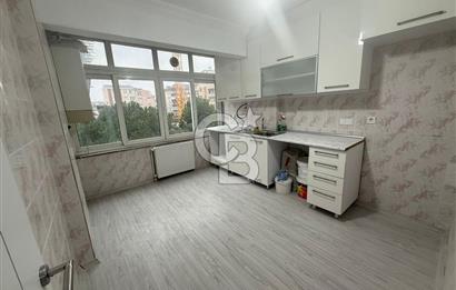 Komple Sıfır Tadilatlı, Merkezi, Büyük Tip Kiralık 1+1 Daire