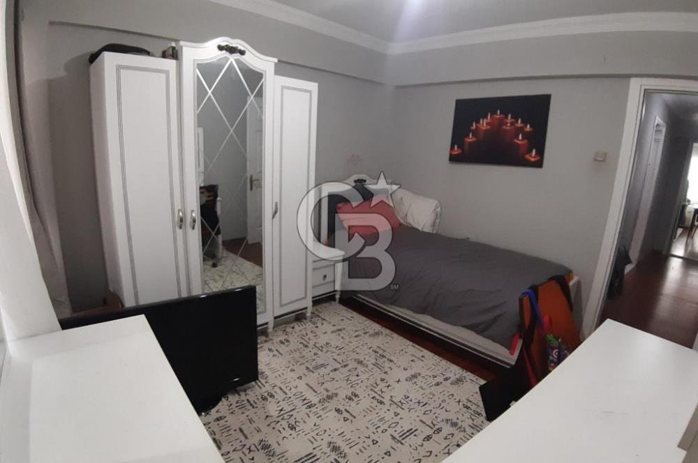Balçova Ata caddesi üzeri 3+1 Satılık Daire