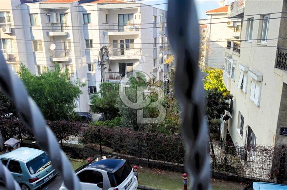 Göztepe’de Sahile Çok Yakın Asansörlü Ara Kat 3+1