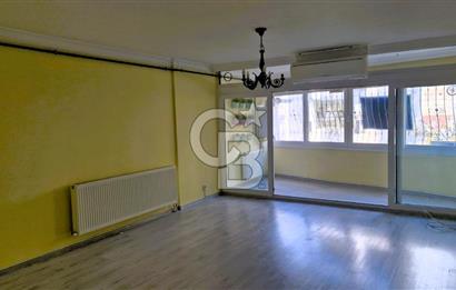 Göztepe’de Sahile Çok Yakın Asansörlü Ara Kat 3+1