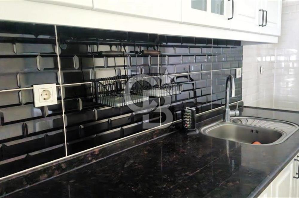 Göztepe’de Sahile Çok Yakın Asansörlü Ara Kat 3+1