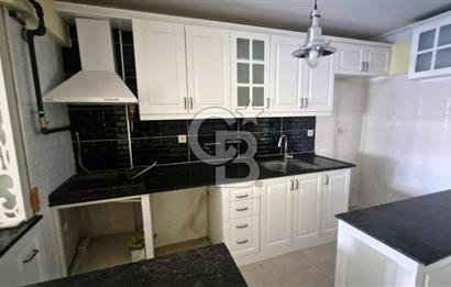 Göztepe’de Sahile Çok Yakın Asansörlü Ara Kat 3+1