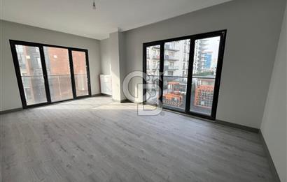Pendik Hastane ve Metro karşısında site içi 2+1 kiralık daire 