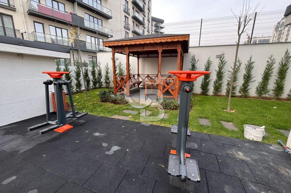 Pendik Hastane ve Metro karşısında site içi 2+1 kiralık daire 