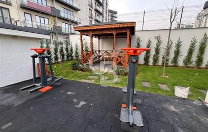 Pendik Hastane ve Metro karşısında site içi 2+1 kiralık daire 