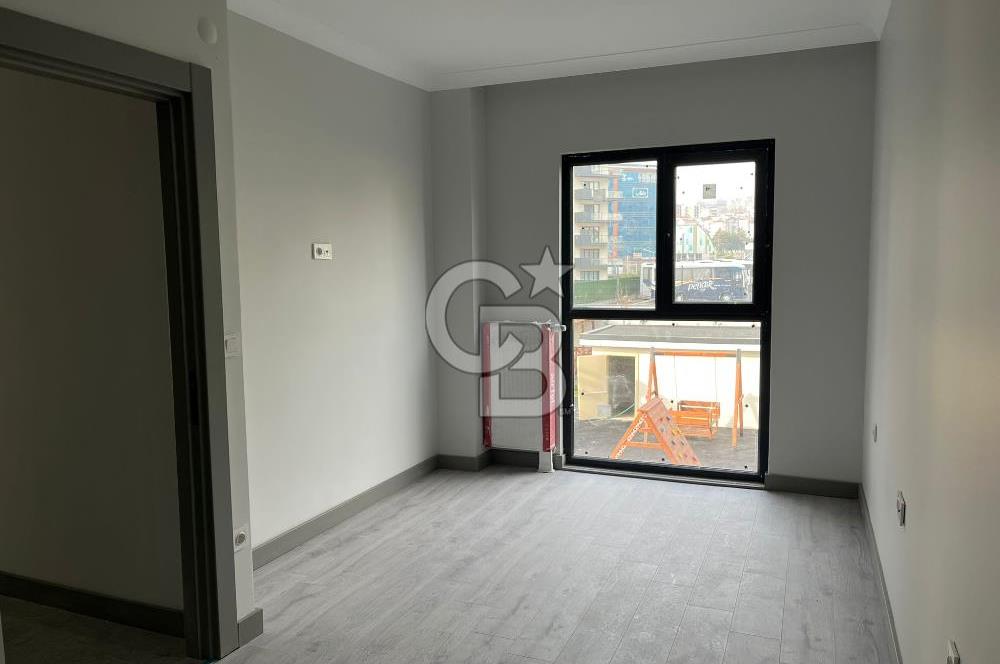 Pendik Hastane ve Metro karşısında site içi 2+1 kiralık daire 