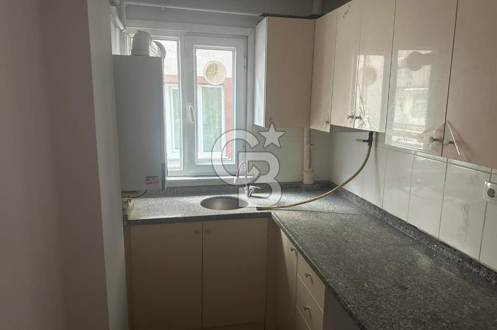 PENDİK ESENYALI'DA YENİLENMİŞ SATILIK FIRSAT 2+1 DAİRE