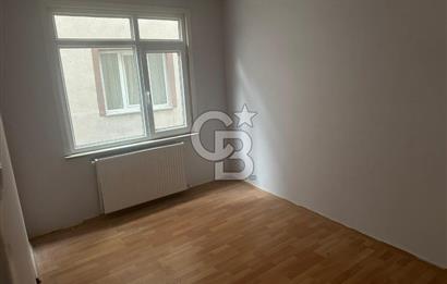 PENDİK ESENYALI'DA YENİLENMİŞ SATILIK FIRSAT 2+1 DAİRE