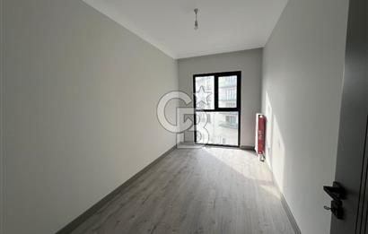 Pendik Hastane ve Metro karşısında site içi 2+1 kiralık daire 