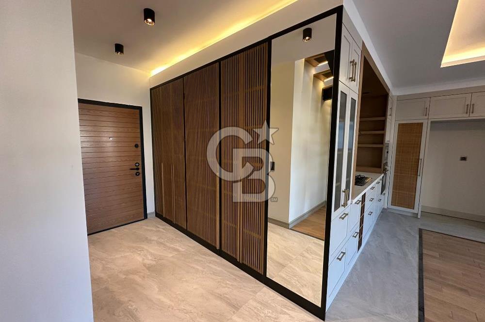 Gömeç Karaağaç Denize Sıfır 6+2 Satılık Villa