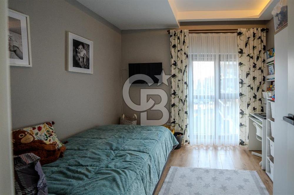 ÇİĞLİ BALATÇIK AZEL DELUXE SİTESİ'NDE HAVUZ CEPHELİ LÜKS SATILIK 2+1 DAİRE