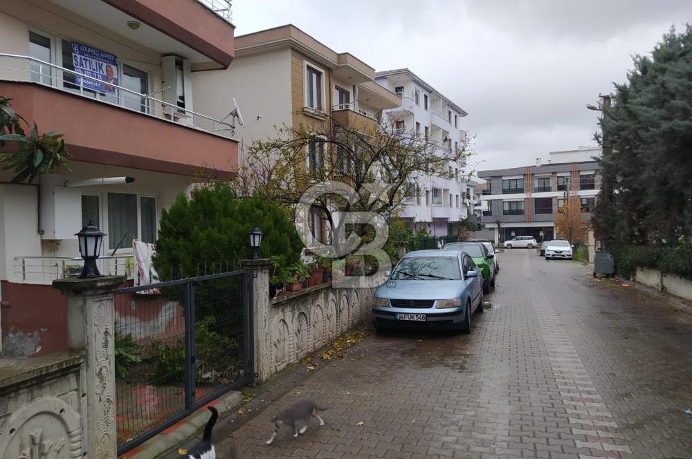 YALOVA MERKEZ ADNAN MENDERES MAH.ARA KAT SATILIK 2+1 DAİRE