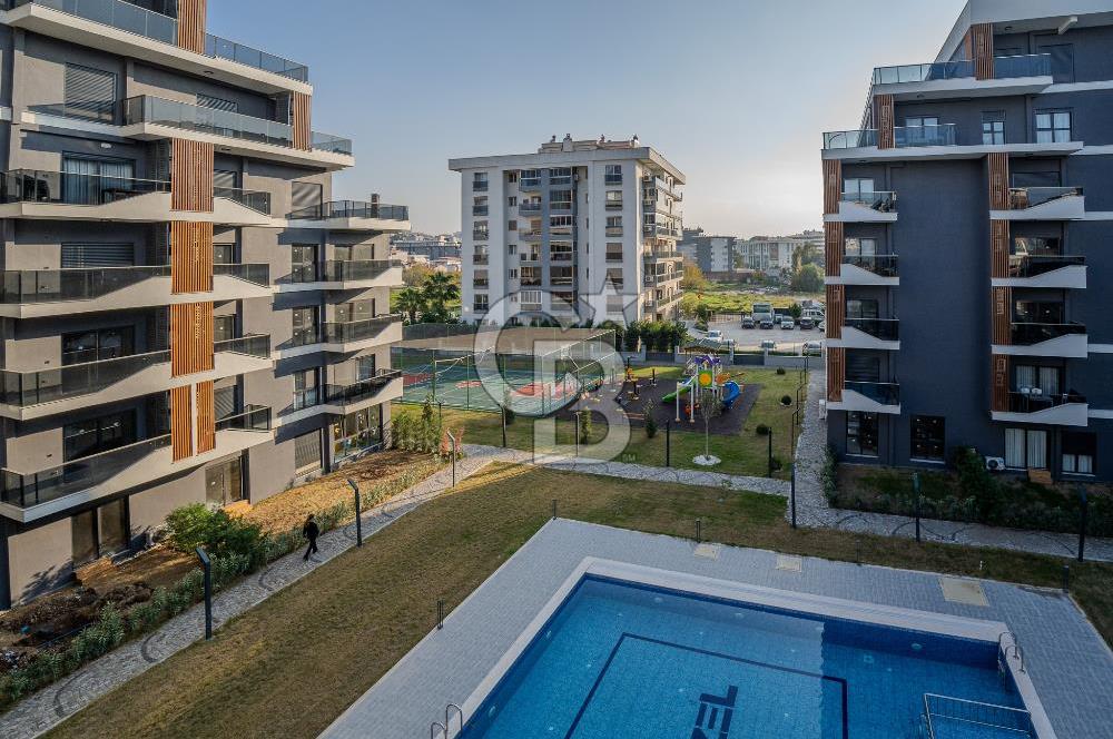 ÇİĞLİ BALATÇIK AZEL DELUXE SİTESİ'NDE HAVUZ CEPHELİ LÜKS SATILIK 2+1 DAİRE